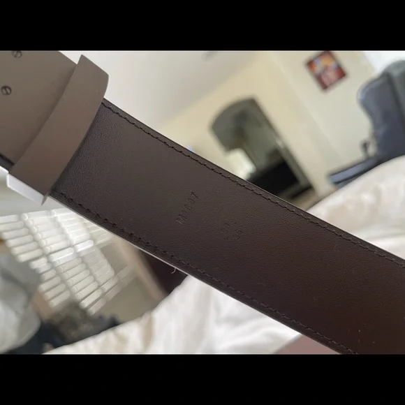 SOLD!! SOLD!!! SOLD!! LOUIS VUITTON INITIALES BELT 40MM - Picture 3 of 6